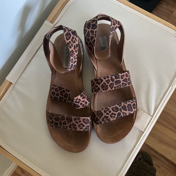 Steve Madden Sandals - Picture 2 of 4